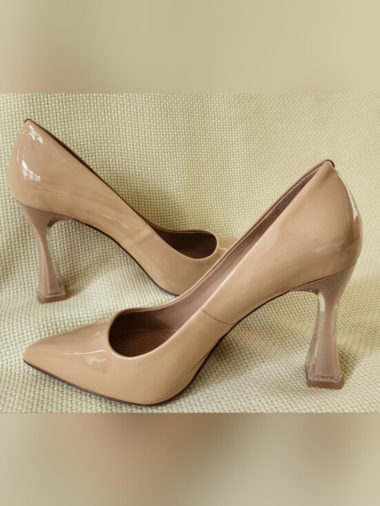 Vince Camuto Shoes - Vince Camuto Slaytia Nude Patent Pumps Clear Flare Heel NWOB Sz9 Fits 8 8.5 READ